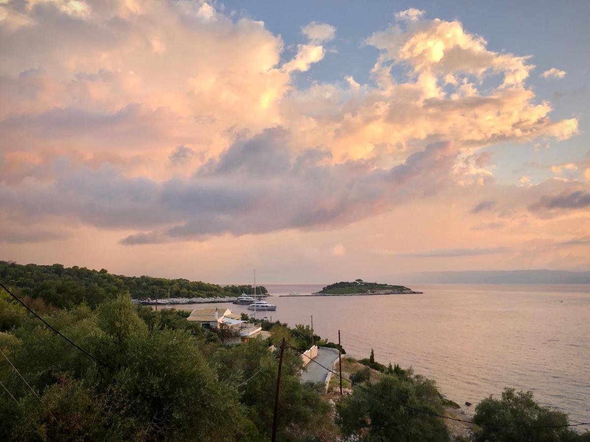 Villa Avgerini Paxos Ґайос Екстер'єр фото
